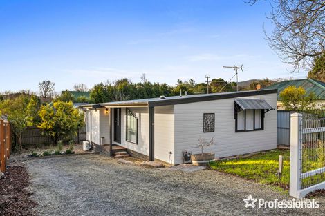 Property photo of 13 Edward Street Healesville VIC 3777