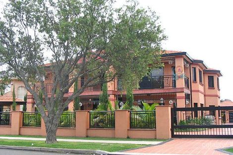 155 Old Kent Rd, Greenacre, NSW 2190