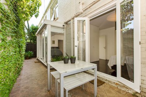 2/1 Burnett St, St Kilda, VIC 3182