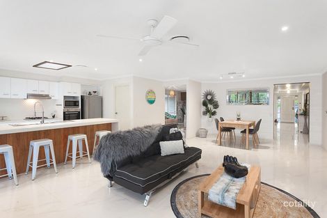 Property photo of 3 Pearl Close Lake Munmorah NSW 2259