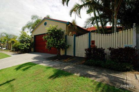 17 First Ave, Palm Beach, QLD 4221