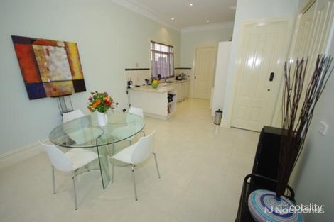 98 Disraeli St, Kew, VIC 3101