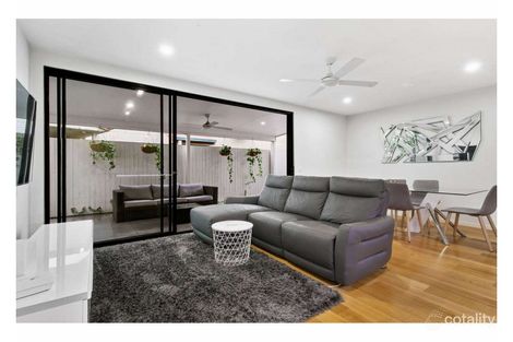 Property photo of 1/19 Howard Street Morningside QLD 4170