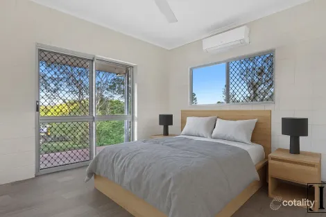 Property photo of 17 McFarlane Drive Kanimbla QLD 4870