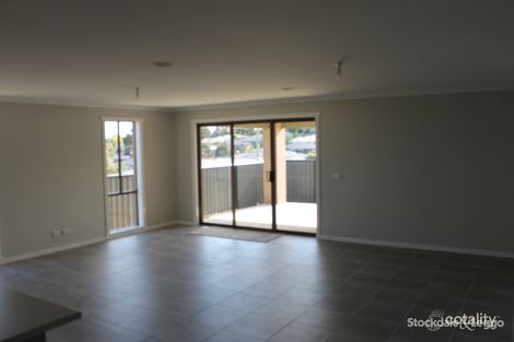 Property photo of 3 Dany Road Pakenham VIC 3810