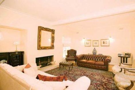 18 Fairmont Ave, Camberwell, VIC 3124