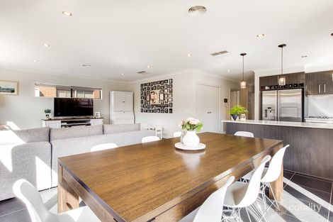 Property photo of 46 Felix Way Tarneit VIC 3029