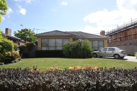 Property photo of 15 Martin Place Glen Waverley VIC 3150