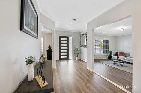 Property photo of 8 Honeysuckle Avenue Hillside VIC 3037