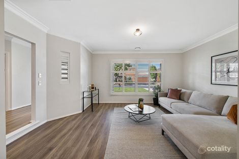 Property photo of 8 Honeysuckle Avenue Hillside VIC 3037