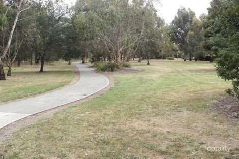 Property photo of 5 Broadbent Way Pakenham VIC 3810