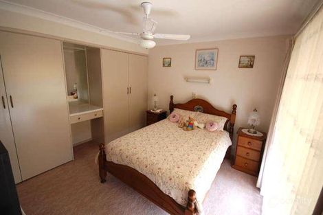 Property photo of 18 Huron Crescent Lake Albert NSW 2650