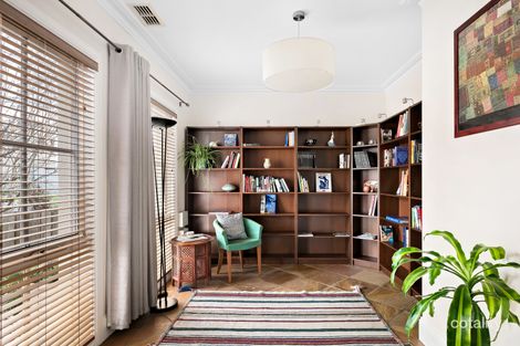 Property photo of 24 Kingfisher Gardens Brunswick East VIC 3057