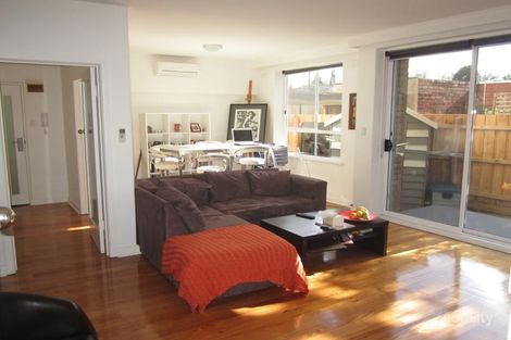 Property photo of 1/5 Te-Arai Avenue St Kilda East VIC 3183