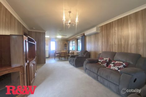 Property photo of 137 Willan Drive Cartwright NSW 2168