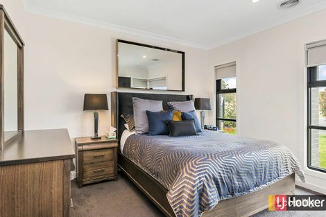 Property photo of 29 Riceflower Rise Wallan VIC 3756