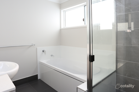 2/26 Mooney St, Harlaxton, QLD 4350