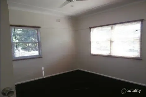 Property photo of 29 O'Brien Street Bulli NSW 2516