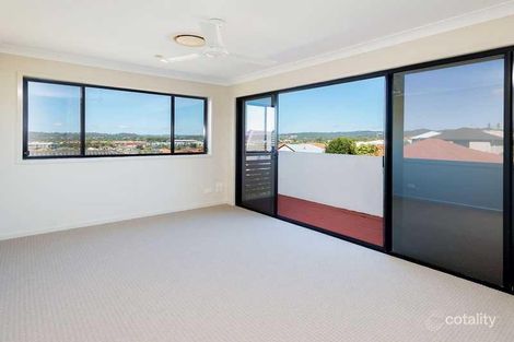 Property photo of 15 Duxton Drive Varsity Lakes QLD 4227