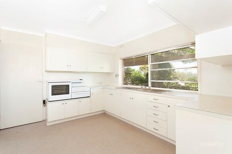 Property photo of 71 Mickle Crescent Warrnambool VIC 3280