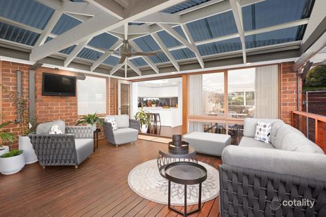 Property photo of 20 Savanna Drive Mooroolbark VIC 3138