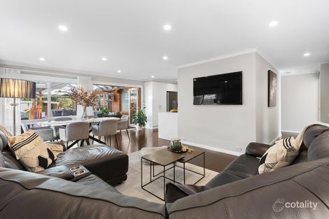 Property photo of 20 Savanna Drive Mooroolbark VIC 3138