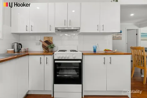 Property photo of 67 Roskell Road Callala Beach NSW 2540