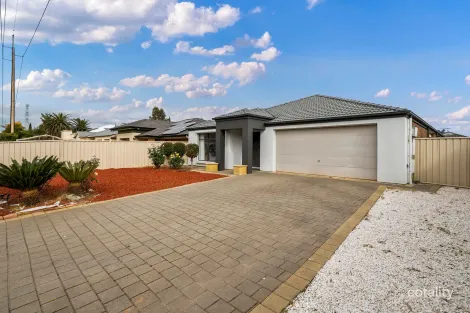 Property photo of 190 Shepherdson Road Parafield Gardens SA 5107