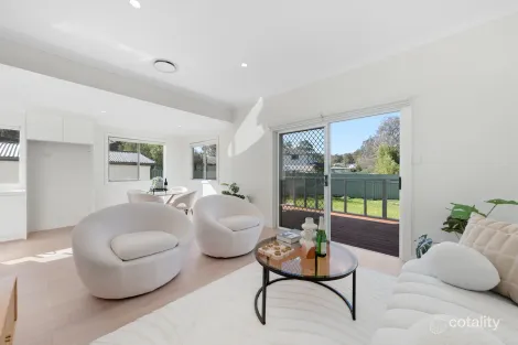 Property photo of 53 Dawn Drive Seven Hills NSW 2147