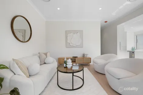 Property photo of 53 Dawn Drive Seven Hills NSW 2147