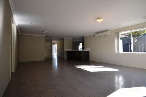 Property photo of 1/49 Mallard Way Baldivis WA 6171