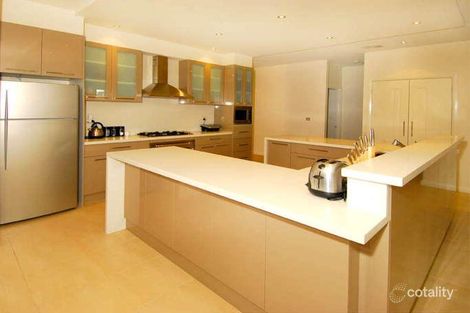 Property photo of 78 Lakeside Drive Roxburgh Park VIC 3064