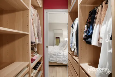 Property photo of 1007/68 La Trobe Street Melbourne VIC 3000