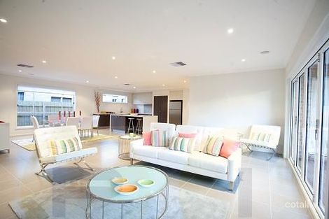 Property photo of 28 Windorah Drive Point Cook VIC 3030