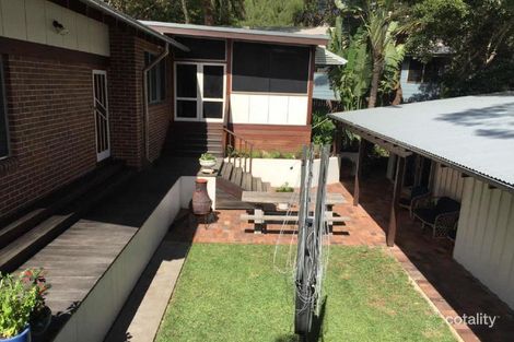 Property photo of 29 Belbourie Crescent Boomerang Beach NSW 2428