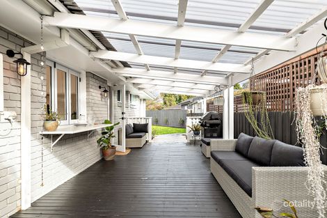 Property photo of 30 Sassafras Drive Frankston VIC 3199