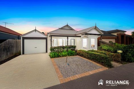 Property photo of 30 Copeland Crescent Point Cook VIC 3030