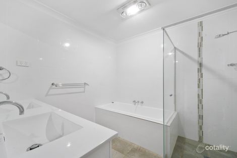 Property photo of 2/12 Queen Street Warners Bay NSW 2282