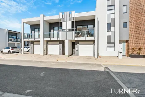 4 Le Messurier St, Port Adelaide, SA 5015