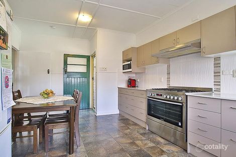 Property photo of 11 Marginson Street Leichhardt QLD 4305