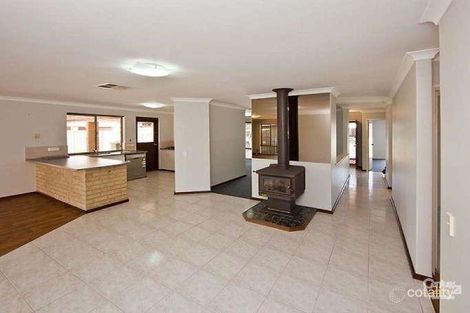12 Sayer Cres, Gosnells, WA 6110