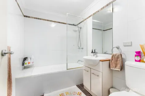 Property photo of 22/2-6 Bridge Road Stanmore NSW 2048
