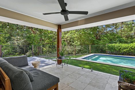 37 ROBERTS DR, MAUDSLAND, QLD 4210