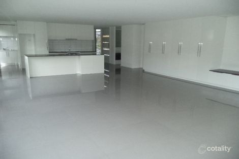 Property photo of 13 Montville Street Doreen VIC 3754