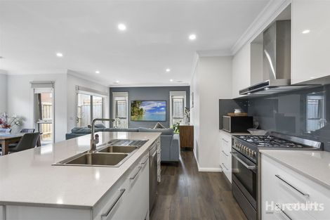 Property photo of 17 Yellowstone Avenue Clyde VIC 3978