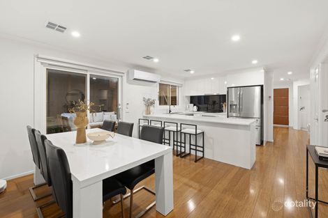 Property photo of 4 Tambo Way Berwick VIC 3806