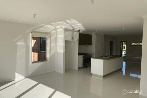 Property photo of 3/19 Elizabeth Street Cranbourne North VIC 3977