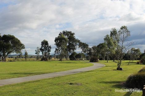 Property photo of 34 Goshawk Drive Pakenham VIC 3810