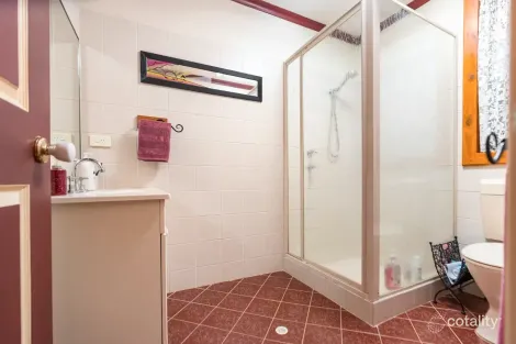 Property photo of 9 Chapman Valley Road Glenfield WA 6532