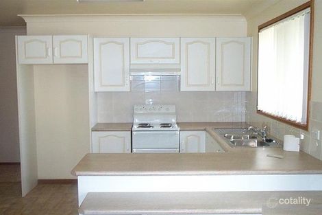 Property photo of 3 Herbert Close Bomaderry NSW 2541